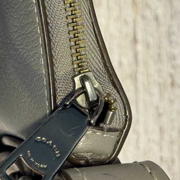 Coach Leather Crossbody Bag Gray Women’s Adjustable Strap Purse - Picture 9 of 12